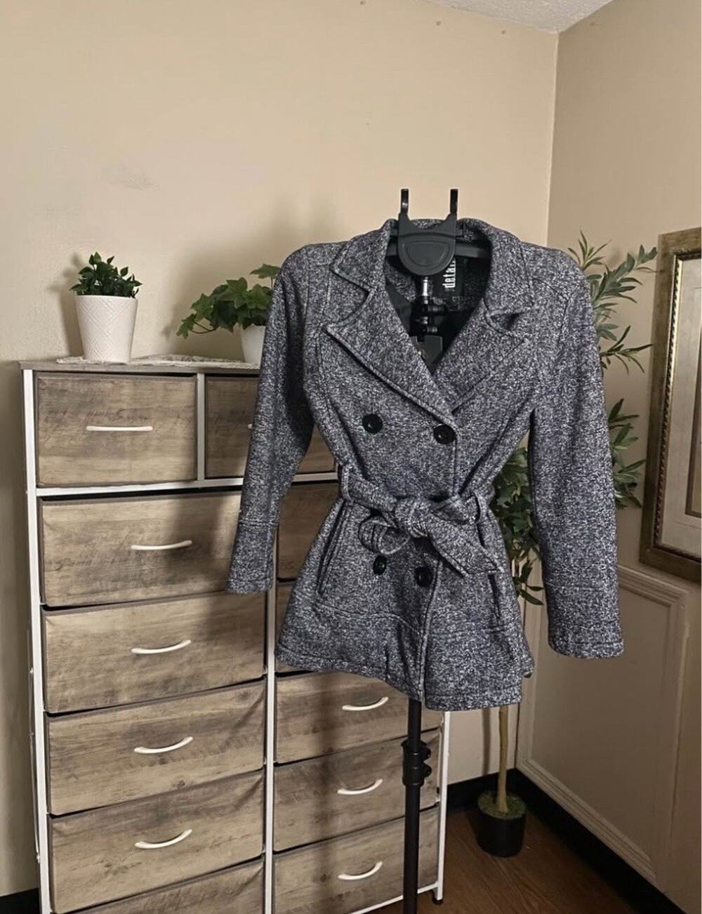 Details Gray Double Breasted Belted Trench Jacket Women’s Small